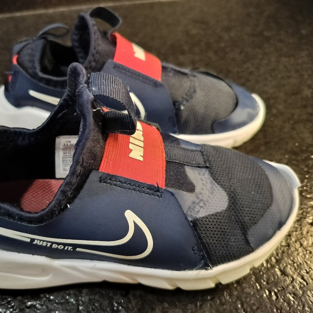 Kids Nike Flexrunner 2 Midnight Navy Red US 13.5c